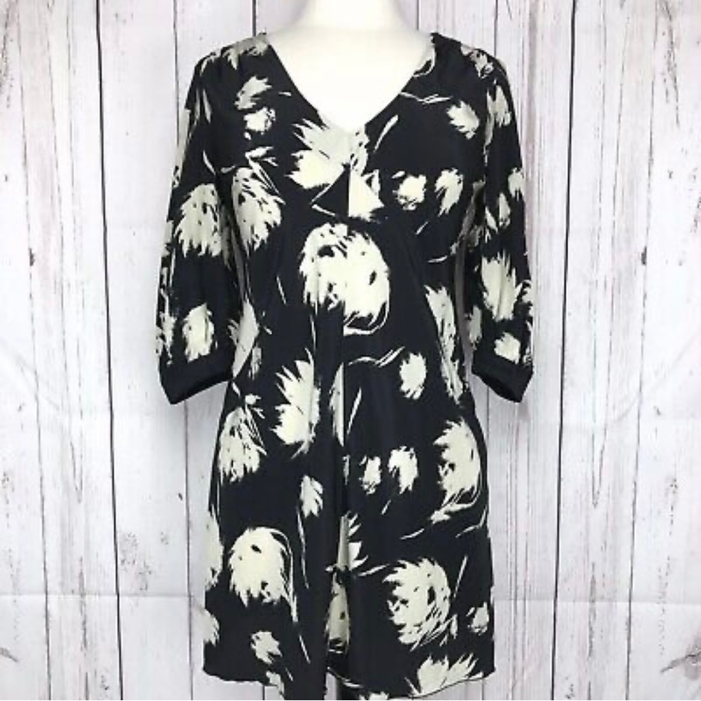 Juicy Couture 100% Silk Abstract Floral Shift Dress Size 4 Milkmaid Cottage
